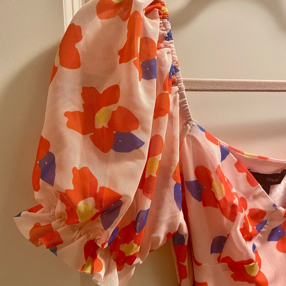 Floral Ruffle Dress - Picture 2 of 3